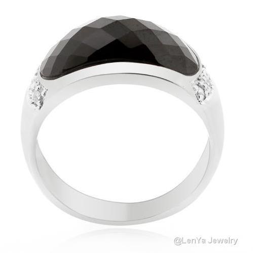 แหวน Black Spinel Ring with Cubic Zirconia on Each Sides (Ring Size 8.5)